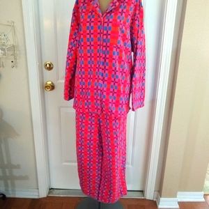 Ladies 1X Flannel Pajama Set